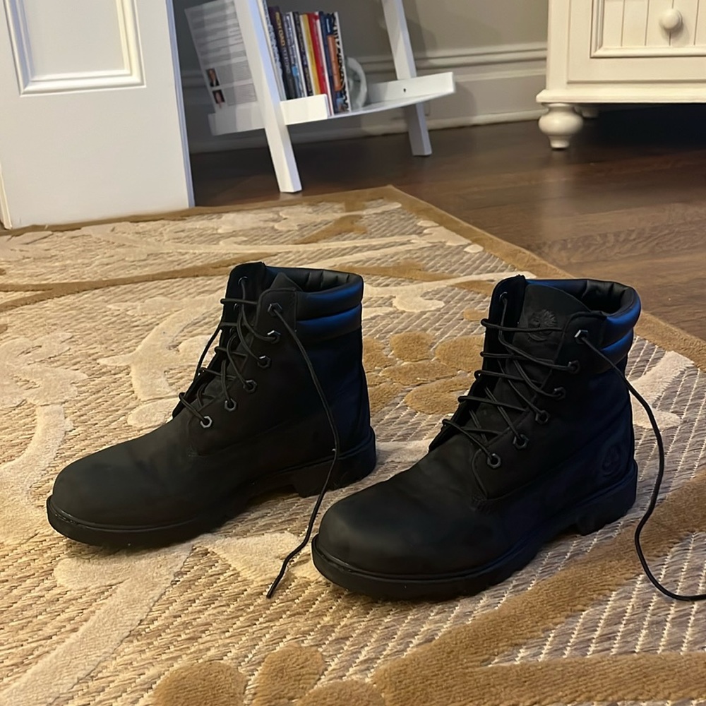 women’s black classic timberland boots